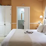 Mabelle Centro Konukevi Floransa